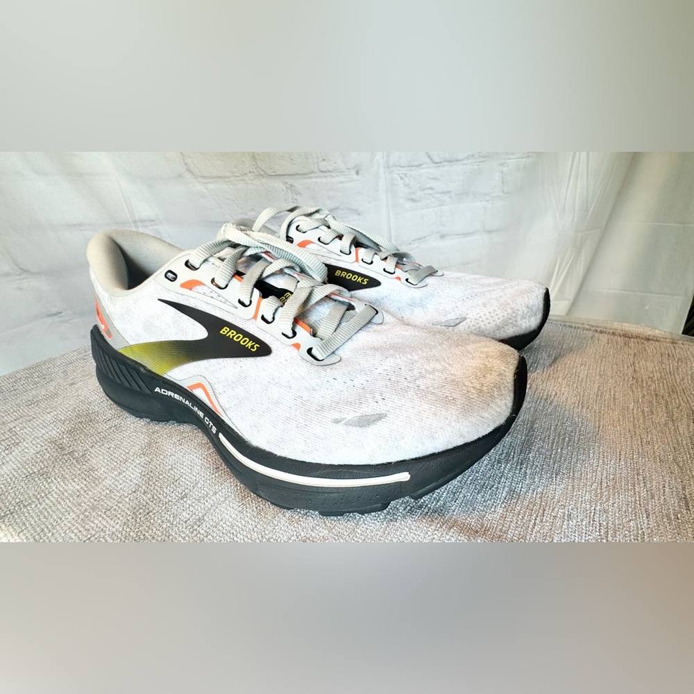 Brooks Adrenaline GTS 23 running shoes Men’s 8.5 - Picture 2 of 14